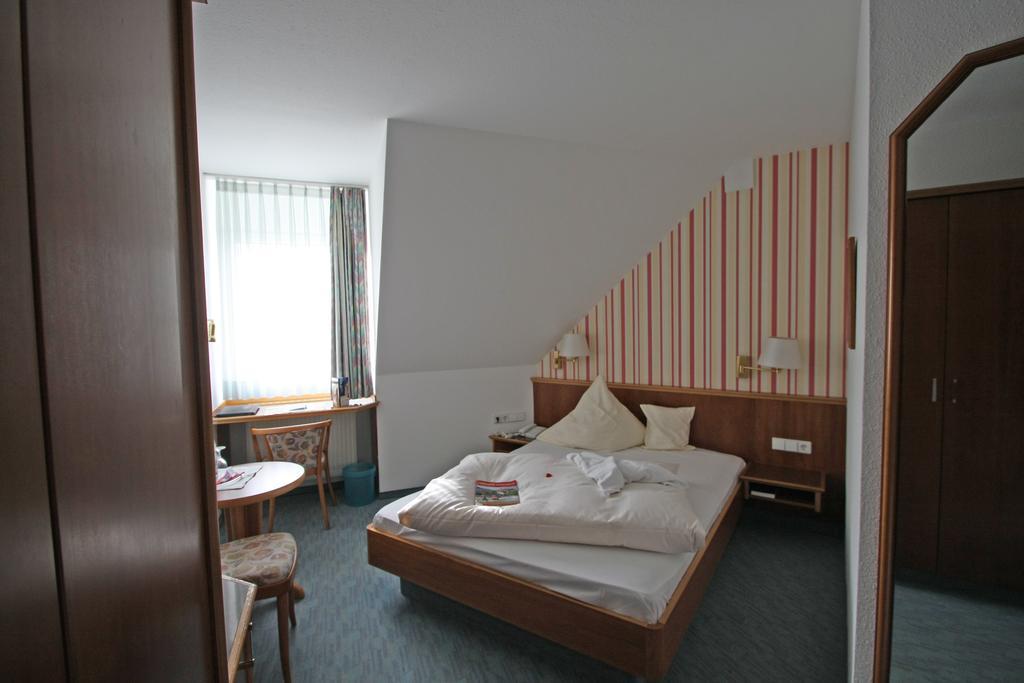Garni Hotel Maselheimer Hof Kültér fotó